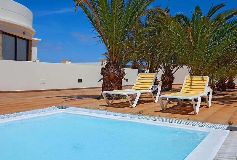 푸에르토 델 카르멘 Riviera Park 2B - 2 Bed/2 Bath - Grd Floor - Air-Con - Uk/Irish Tv - Wifi 아파트
